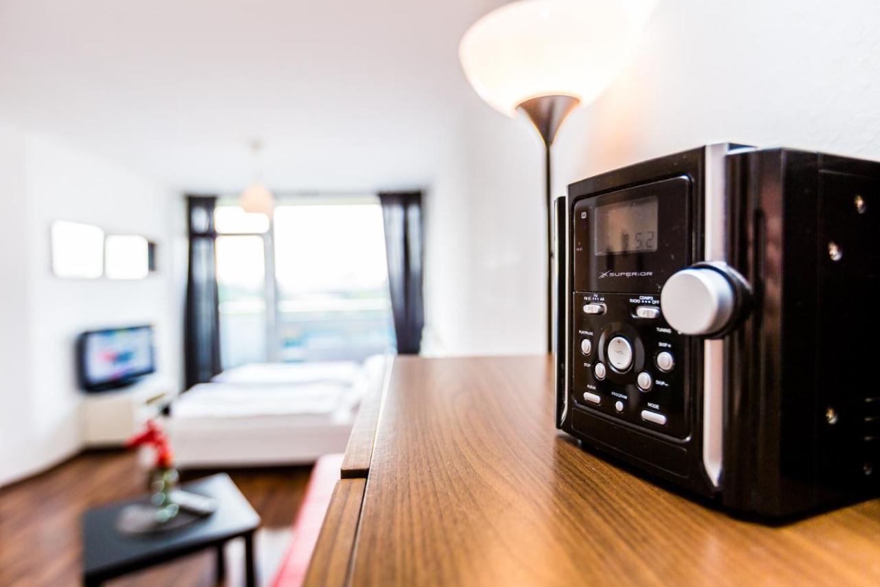 Cologne Fair Apartment With Cathedral View Екстер'єр фото